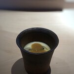 菊鮨 - 牡蠣（いろは島）とこのわたの茶碗蒸し