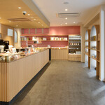 meal chiffon & sweets Damonde - ショーケース