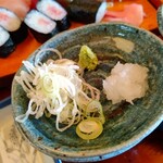 みのり寿司 - 【2021.2.22(月)】にぎりセット(にぎり3貫＋巻物一本＋冷たいうどん)1,000円の薬味