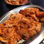 大昌園 - 牛ホル豚ホル定食800円税込と冷麺定食1000円税込の中落ちカルビと豚ホルモン！