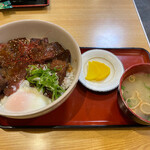 うるとら食堂 - 金のカルビ丼