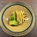 A e B - 蕾菜とうどのボッタルガ