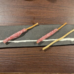 A e B - サラミとグリッシーニ