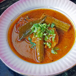 砂の岬 - 鰆のドラムスティック・フィッシュ・コロンブ