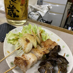 ごはんばー - 串物
      
      玉ねぎ、豚バラ、鳥肝