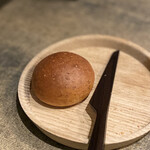 レヴォ - 自家製パン2つ目