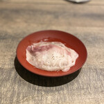 レヴォ - 冬取れツキノワグマをキジ出汁しゃぶしゃぶで