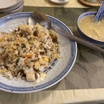 広東料理処お好み焼き 千代 - 五目チャーハン、スープ付き