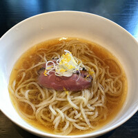 ラ・ボンヌターブル - 