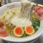 黄金の塩らぁ麺 ドゥエ イタリアン - 