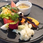 Bistro Garden - 有機野菜のバーニャカウダ