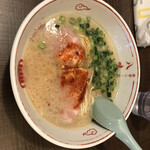 とんこつラーメン専門 八味豚骨 - 