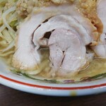 ラーメン二郎 - 豚拡大（小ラーメン）