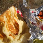 カリーハウス - ナンは時間が経つと固くなるので、早めに食べましょう。