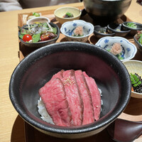 御曹司 松六家 - 