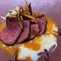 Takumi - ・蝦夷鹿ロースのロティ
                    ・ウニ風味の半熟卵
                    ・西洋ゴボウとクレソンのサラダ、シェリー酒ビネガー風味
                    ・ゴボウのチップス