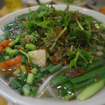 ミイトオー風えび・いか入り五目お米麺 HU TIEU MY THO 920円