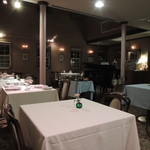 フランス料理グルメ - 店内　開店直後