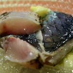 ロランジュ - 小樽産鰊のエスカベッシュ　氷室芋と鰊のグラティネ　マンゴーとアボカドのワカモレ