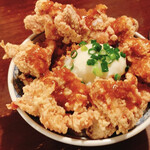 Bonten Gyokou - スタミナ鶏唐鶏プル丼 750円
                        味噌汁付きでお得です♫
