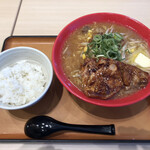 き久好 - 十勝豚焼濃厚肉汁味噌ラーメン 1080円 
            + 大盛 100円 + ライス一杯 無料