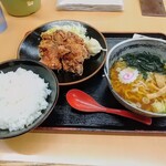 登竜 - 山賊揚げ定食！以前高崎の山賊に敗北！今回の3人組も鉄鍋を交えて強敵！