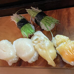 Uogashi Sushi - 単品の『めねき・ホタテ・青柳』