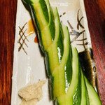 焼鳥の忠兵衛 - きゅうり一本漬け