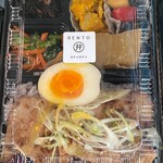 弁当カチャカチャ - 豚ロースの味噌漬け丼とおかず付７５０円