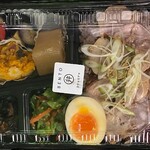 弁当カチャカチャ - チャーシュー丼とおかず