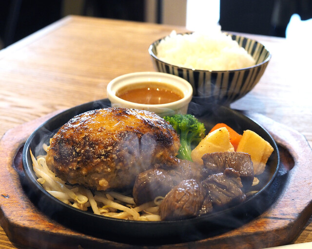 ぎゅう丸 大名店 赤坂 ハンバーグ 食べログ ぎゅう丸 大名店 赤坂 ハンバーグ 食べログ