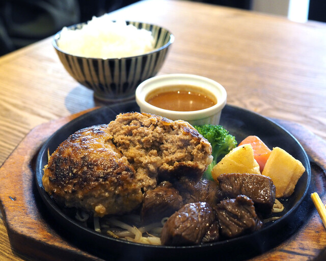ぎゅう丸 大名店 赤坂 ハンバーグ 食べログ ぎゅう丸 大名店 赤坂 ハンバーグ 食べログ