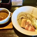 Menja Sugure - 白つけ麺　濃厚魚介鶏豚　¥900