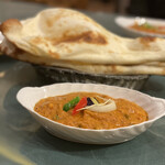 インド料理 ショナ・ルパ - カレーはボリュームありますよ♪