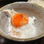 ぬま田 - 揚げた黄味をくずして