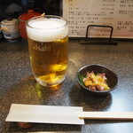 Sushi Oomura - 生ビール ＆ 付き出し（蛍烏賊 酢味噌和え）
