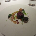 レ セゾン - お相手の肉料理「特選和牛サーロインのポワレ」