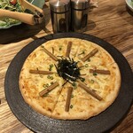 ぶどうの花 - 辛味噌ピザ