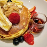 J.S. PANCAKE CAFE - 