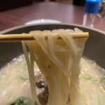 平和亭 - テール温麺 1,000円 (ﾘﾌﾄ)