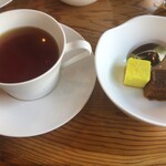 バンダラ ランカ - 紅茶とプティデザート付