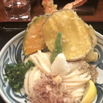 本場讃岐うどん 麺工房 笑門 - 