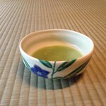 瓢亭 - お薄 (妻に合わせた桔梗茶碗)