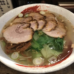 らーめん中々 - 料理写真:塩チャーシュー麺 1,000円