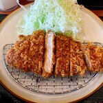 とんかつ伊勢 - 上ロースカツ