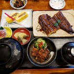 炭火焼うなぎ 東山物産 - 