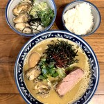 麺や 佐市 - 佐市麺＋牡蠣追加2個　牡蠣めし　ランチごはん