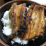 居喰処 光 - 2021/02/24
      うな丼 ロング 1,000円