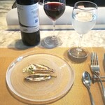 La Brianza - カタクチイワシのマリネ、選んで下さったワインとよく合いすすんじゃうわぁ～(≧∇≦)b