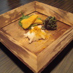 松もと - からすみ塗しと菊菜の胡麻和え。